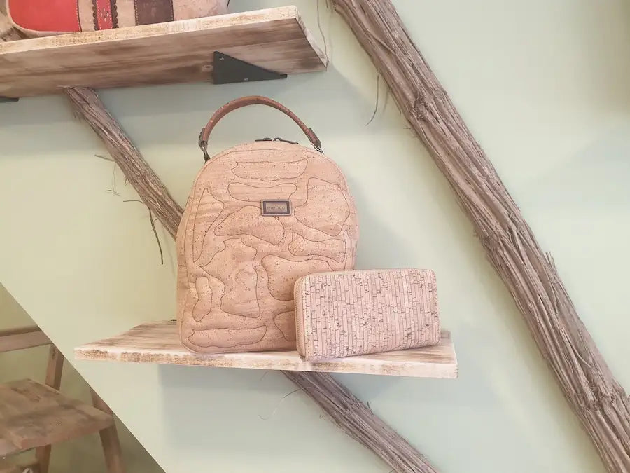 Maroquinerie éco-responsable en liège portugais - sacs à main, porte-monnaies et pochettes