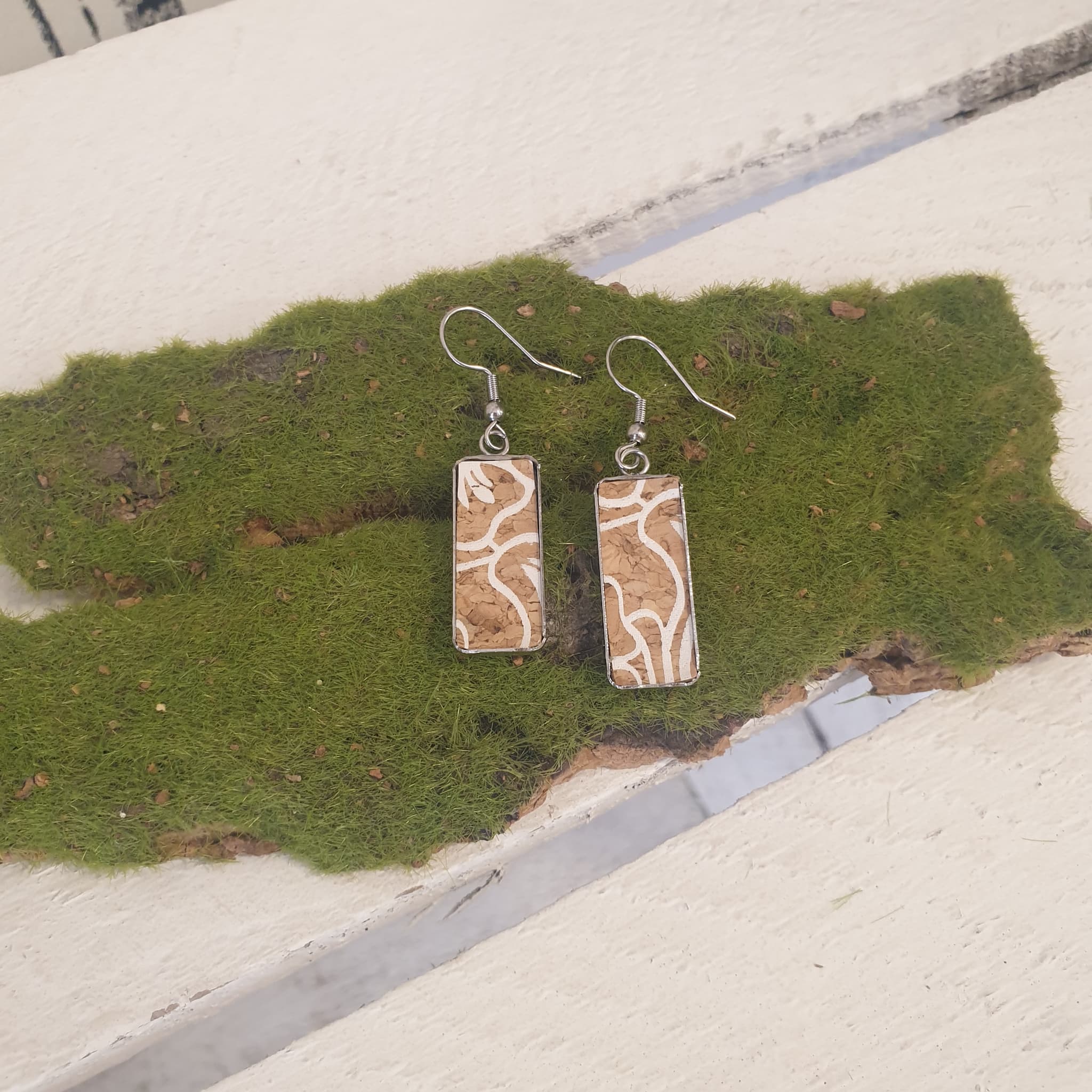 Boules d'oreilles artisanales - style baroue - vue de dessus -