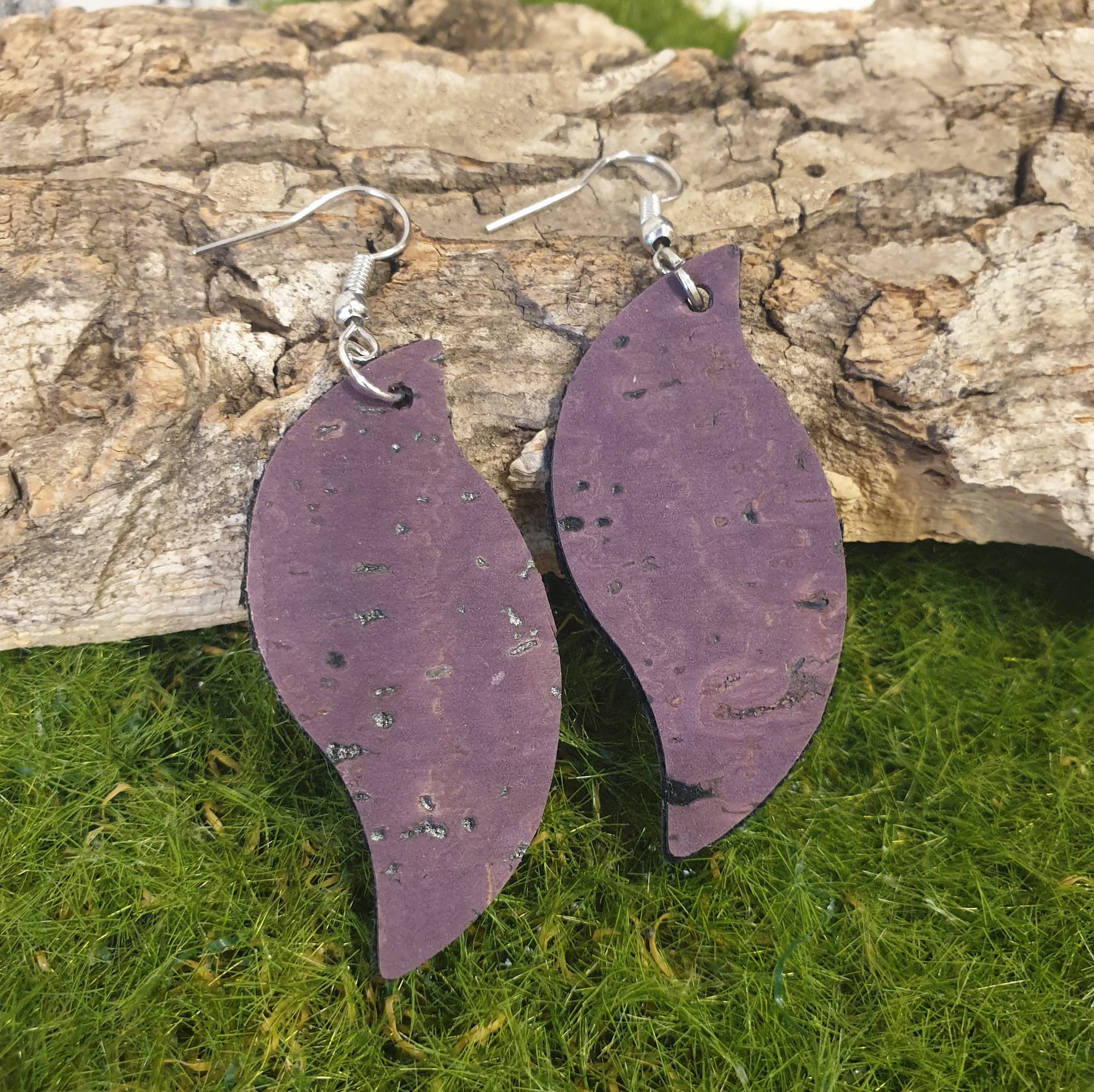 Boucles d’oreilles Sélène en liège feuille