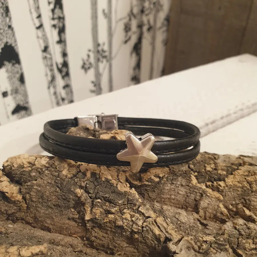 Bracelet en liège noir stella avec une étoile