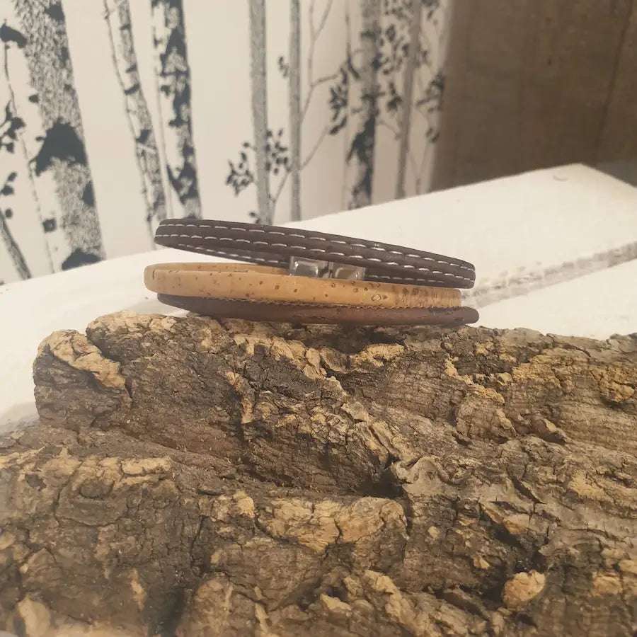 VUE DE DEVANT BRACELET EN LIEGE VEGAN