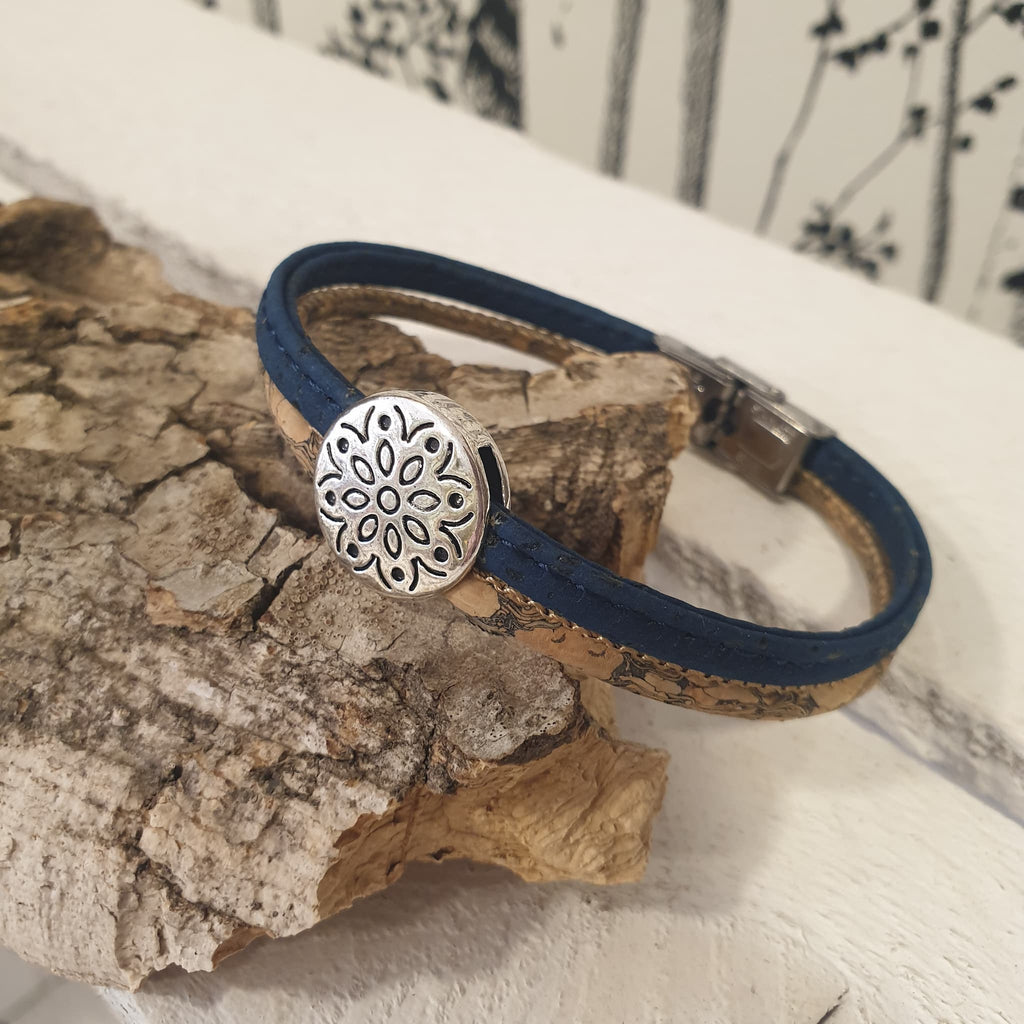 Bracelet fait-main liège - bleu foncé - Zoom 