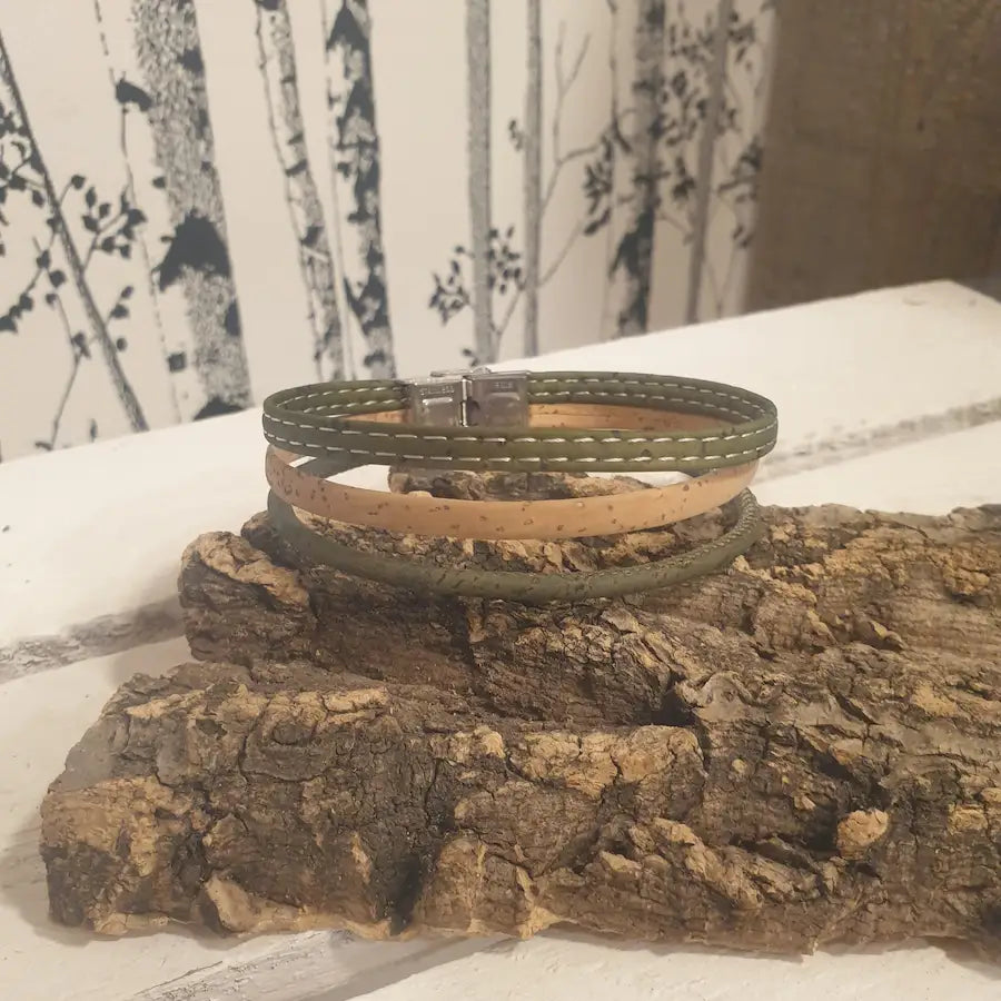 VUE DE DEVANT BRACELET FAIT MAIN UNISEXE VERT