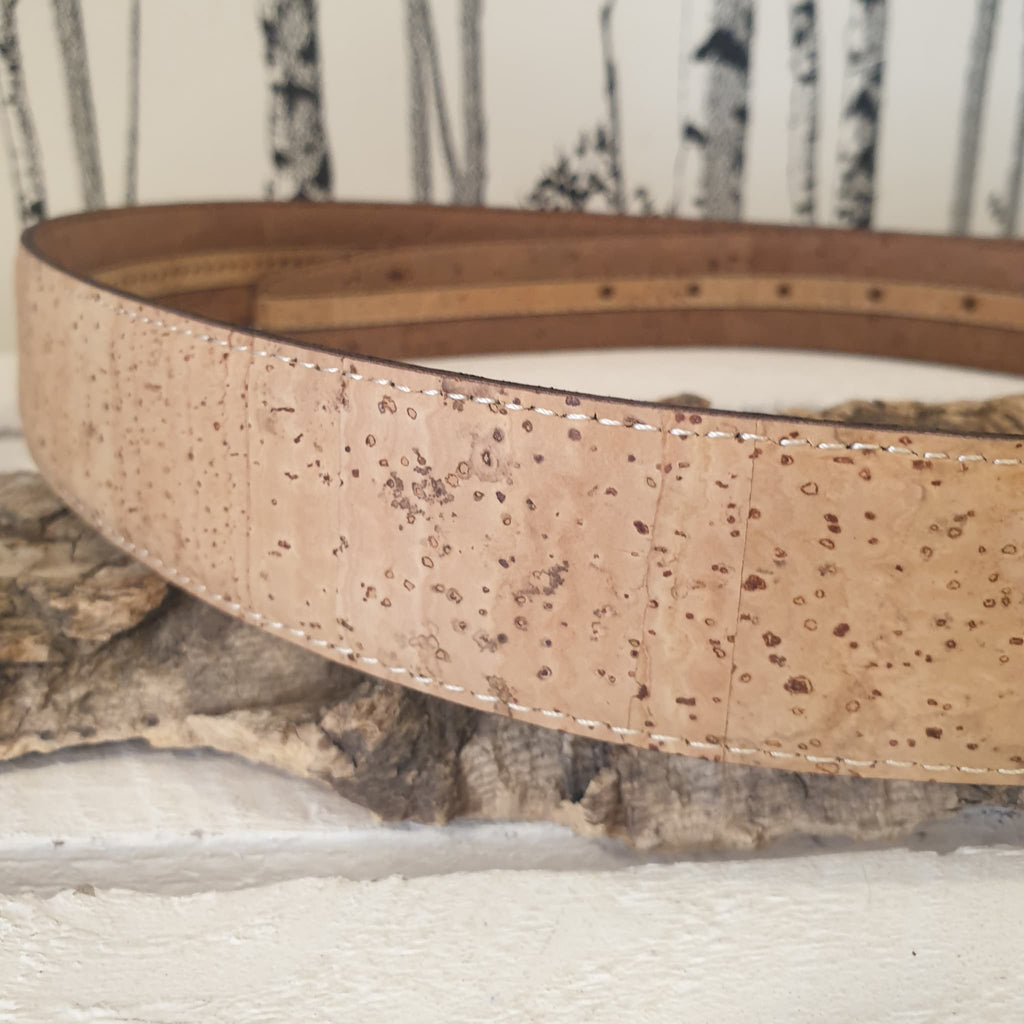 Zoom sur le côté réversible de la ceinture Auren