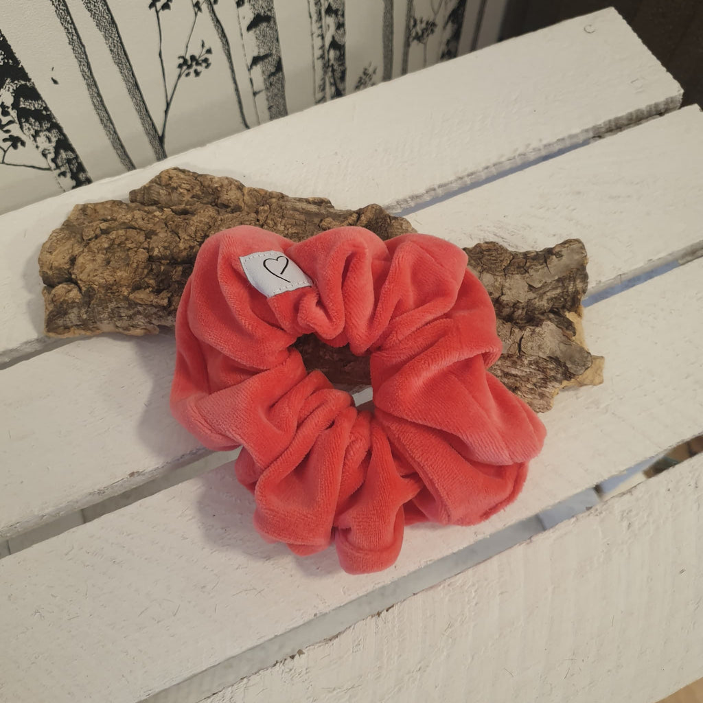 Chouchou pour cheveux - velours rouge upcyclé - love by md