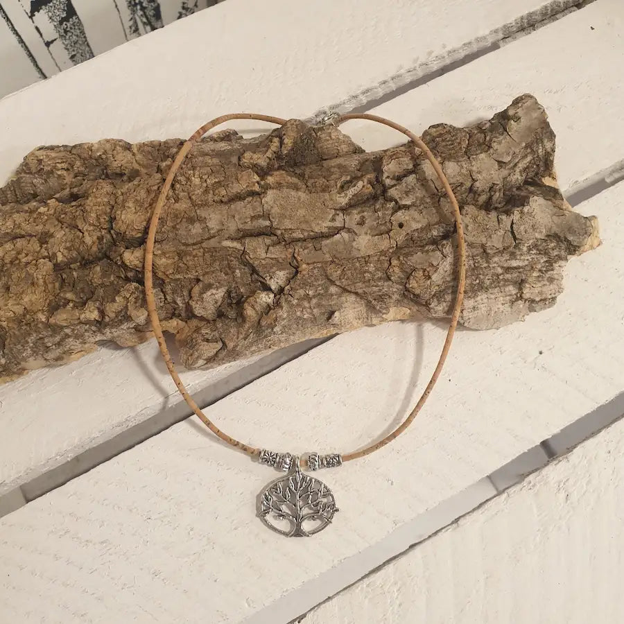Collier en liège Vitala avec pendentif arbre de vie