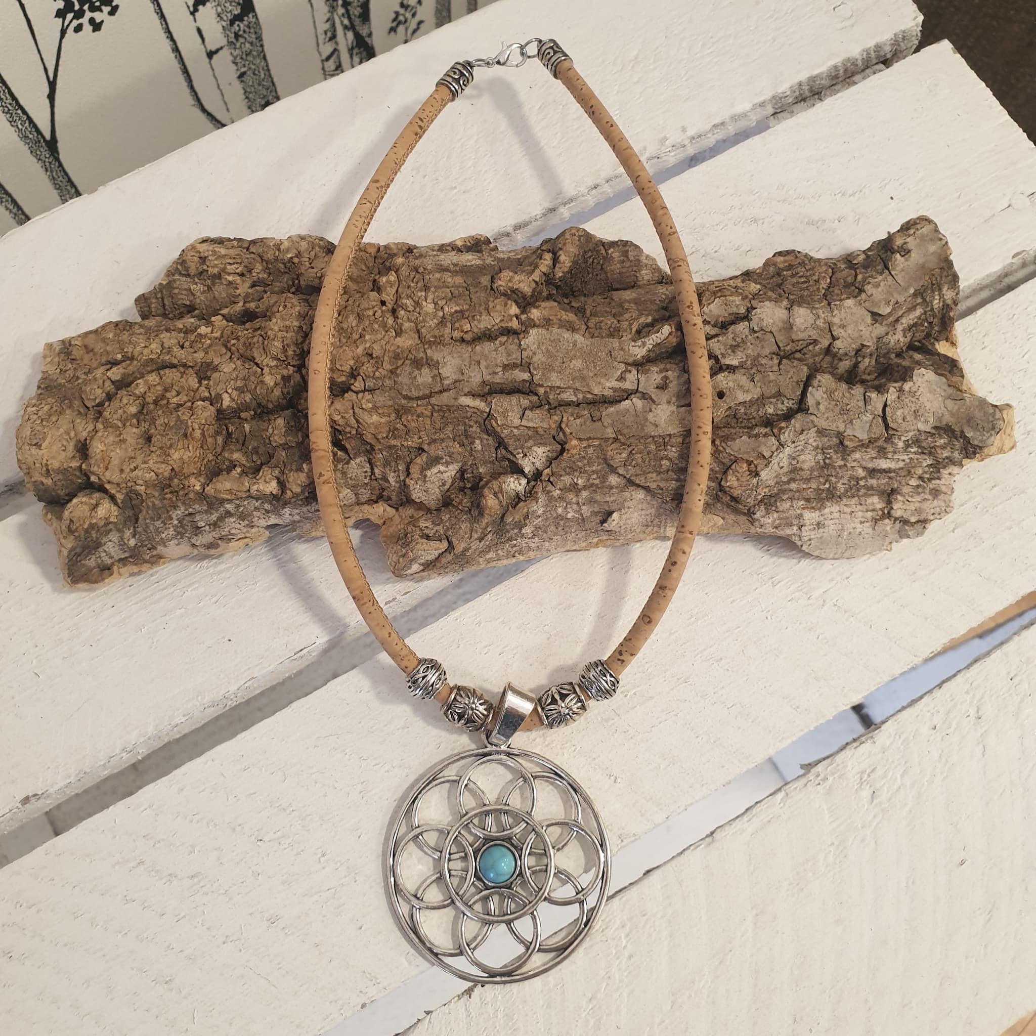 Collier en liege - creation artisanale - alsace