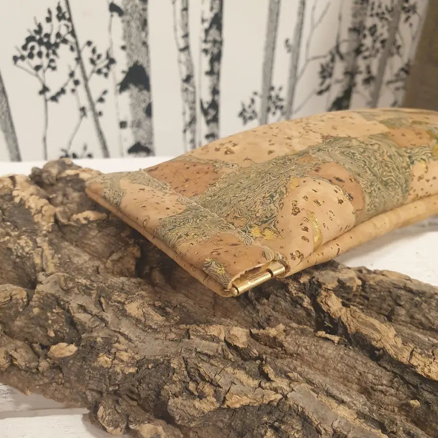 Étui à lunettes en liège doré avec fermeture pression