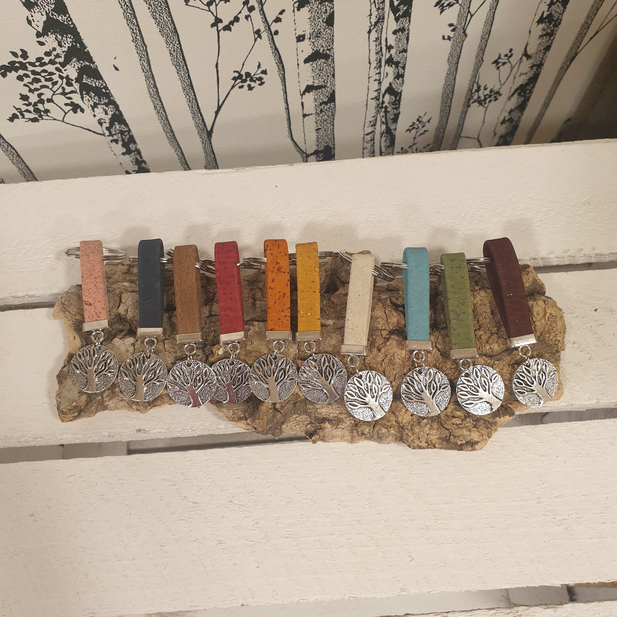 Vue d'ensemble de tous les porte-clés en liège