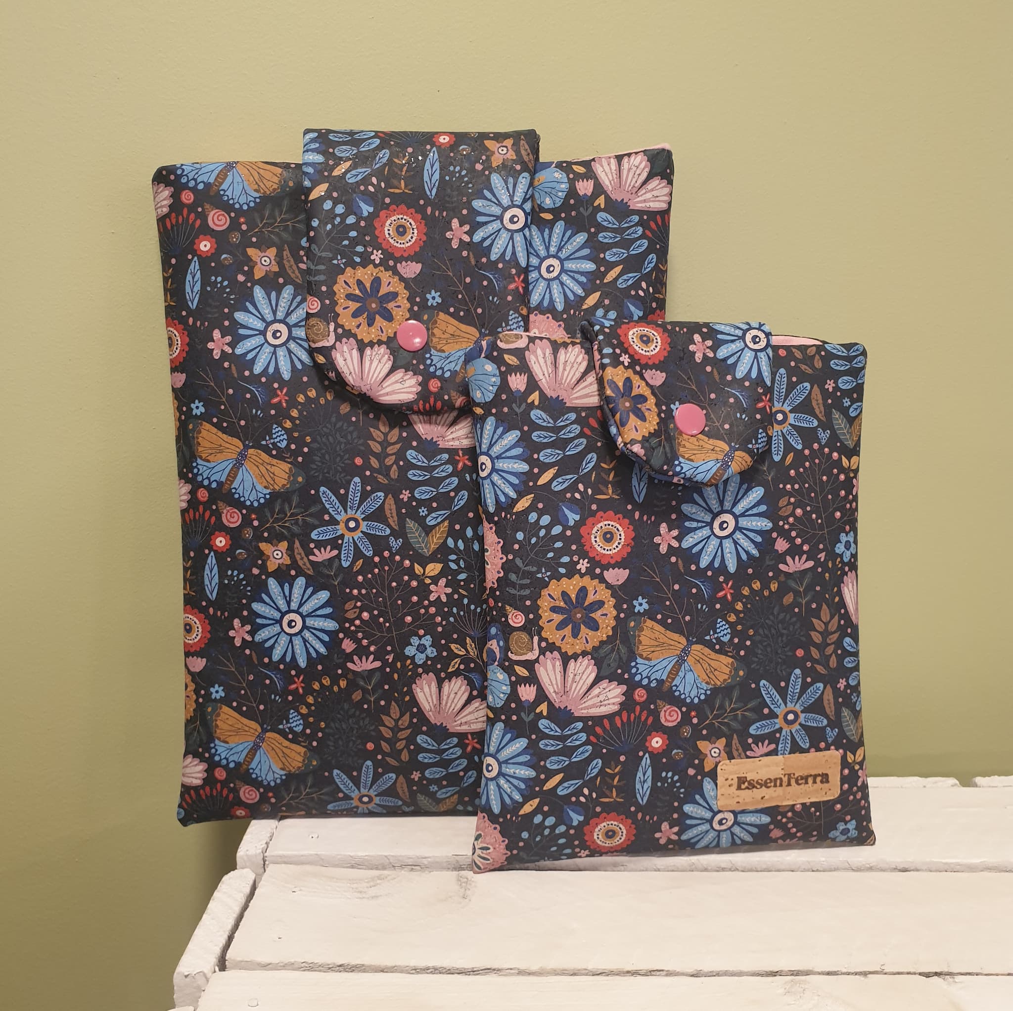 Pochette à livre format poche et roman - creation artisanale alsace - vue d'ensemble