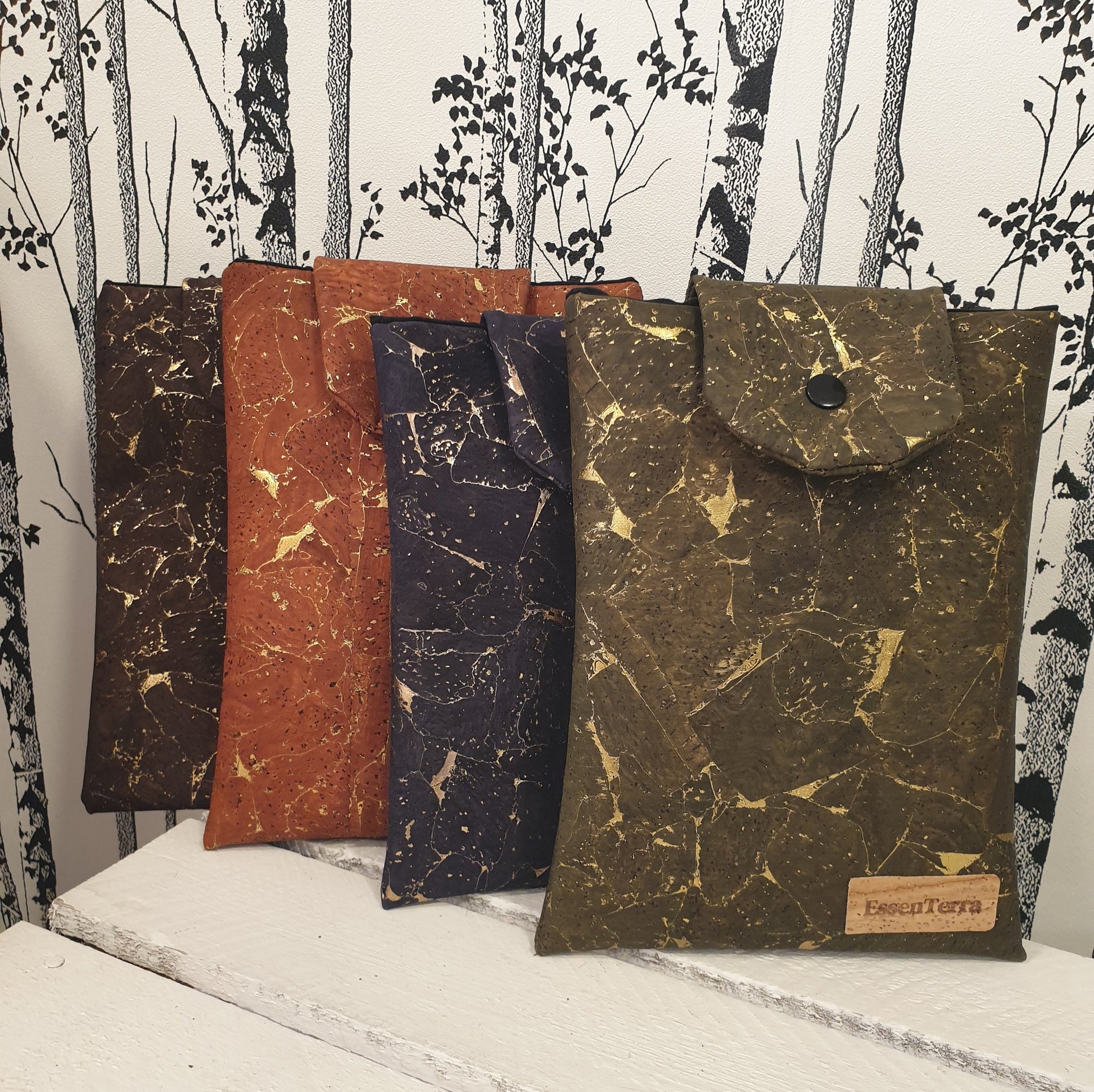 Pochette à livres “Alvaro” – Liège naturel & coton – Fabrication artisanale en Alsace EssenTerra