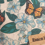 Zoom motif floraux et papillon - pochette livre artisanale alsace
