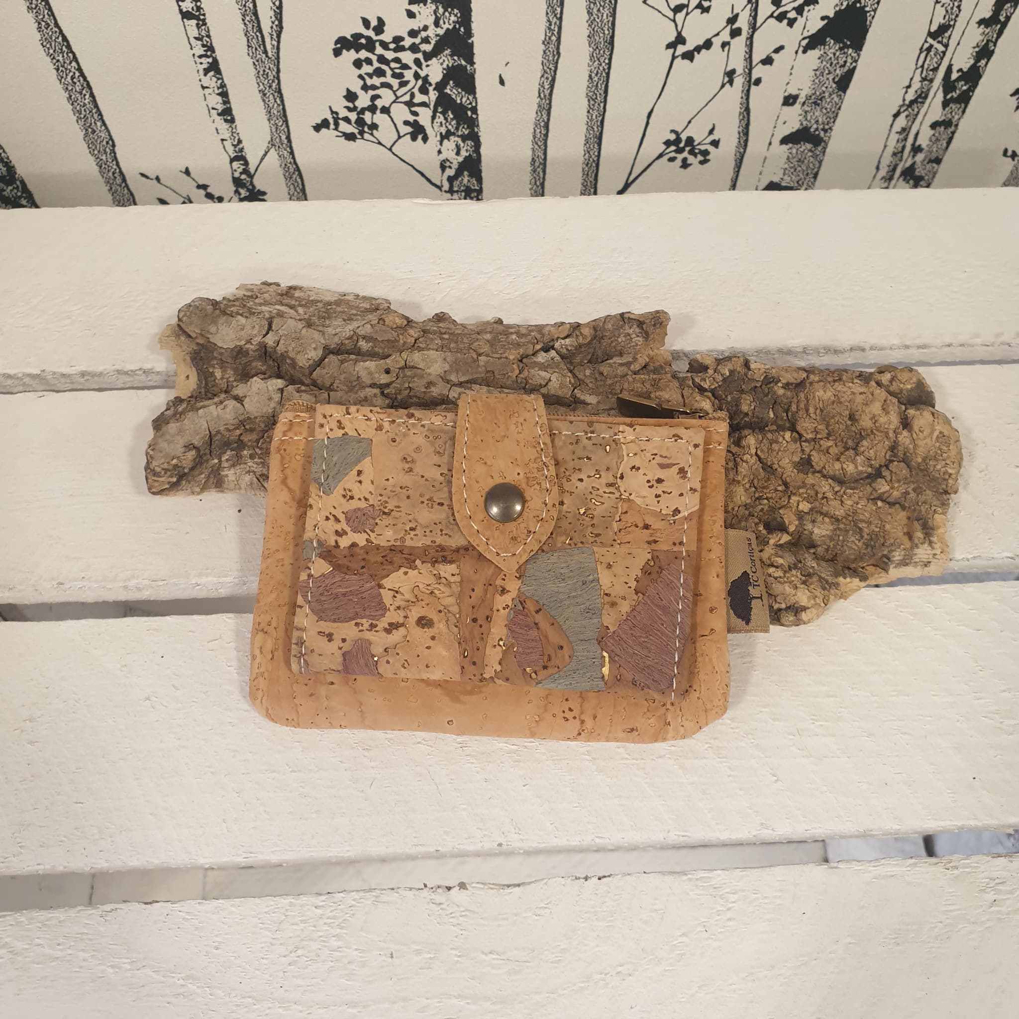 Porte-monnaie pratique et compact - modèle A19 - vue de devant