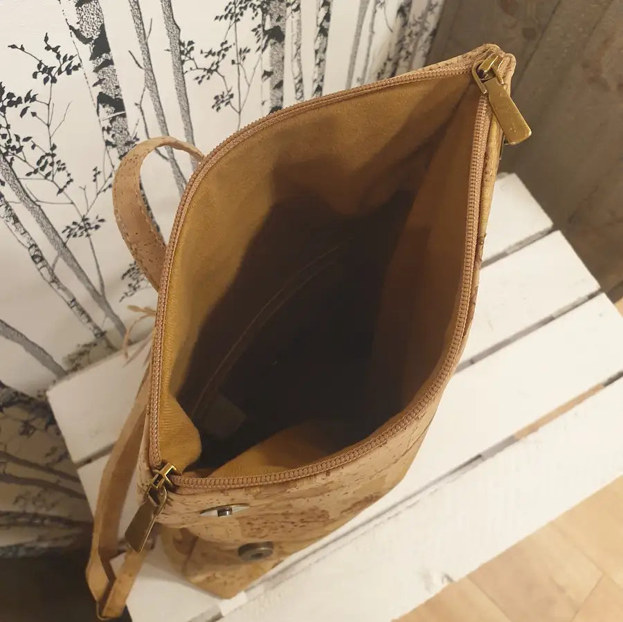 VUE INTERIEURE SAC A DOS EN LIEGE MARINA