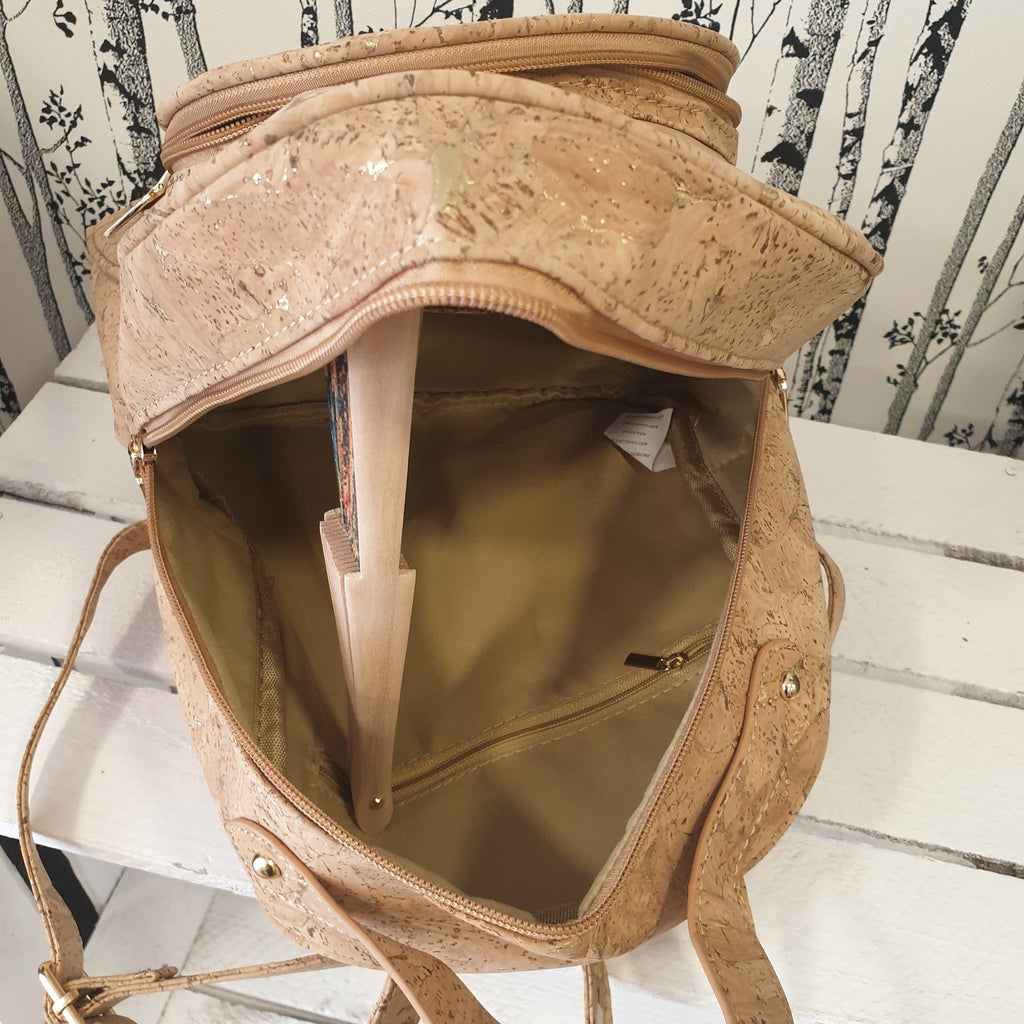 Zoom intérieur sac à dos liège - alsace