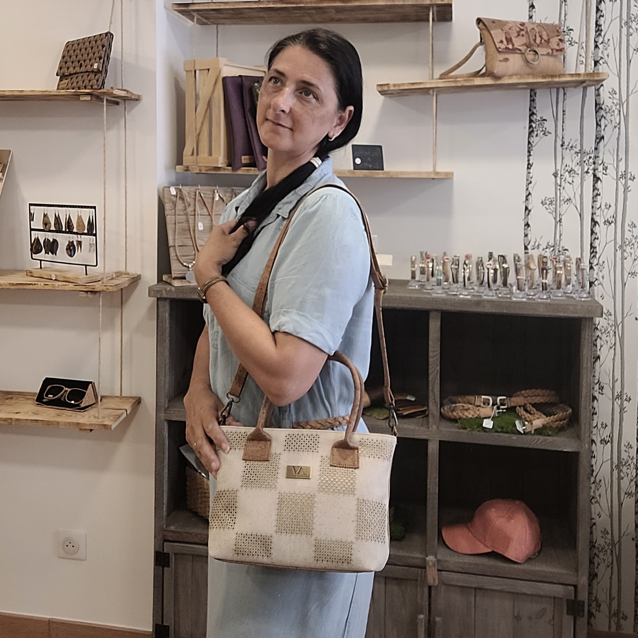 Sac à main - liège portuguais- artisanat - vue portée