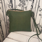 Sac imperméable vert imprimé fleuri - vue arrière - alsace