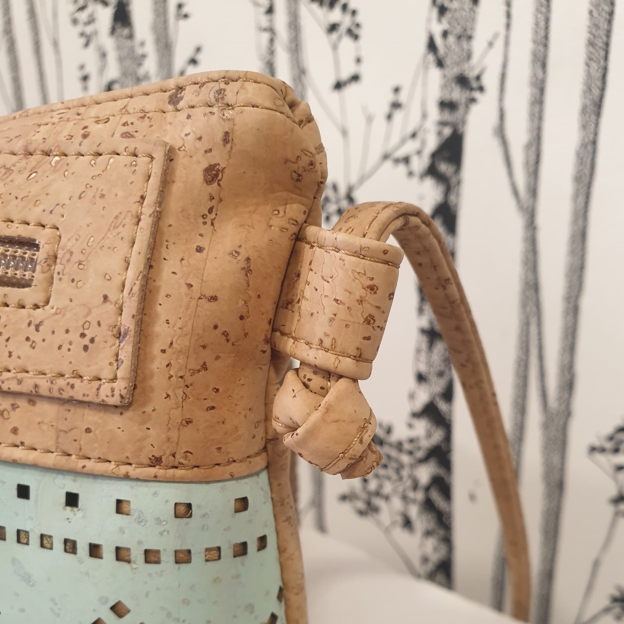 Zoom attache bandoulière - sac bleu pastel Carla