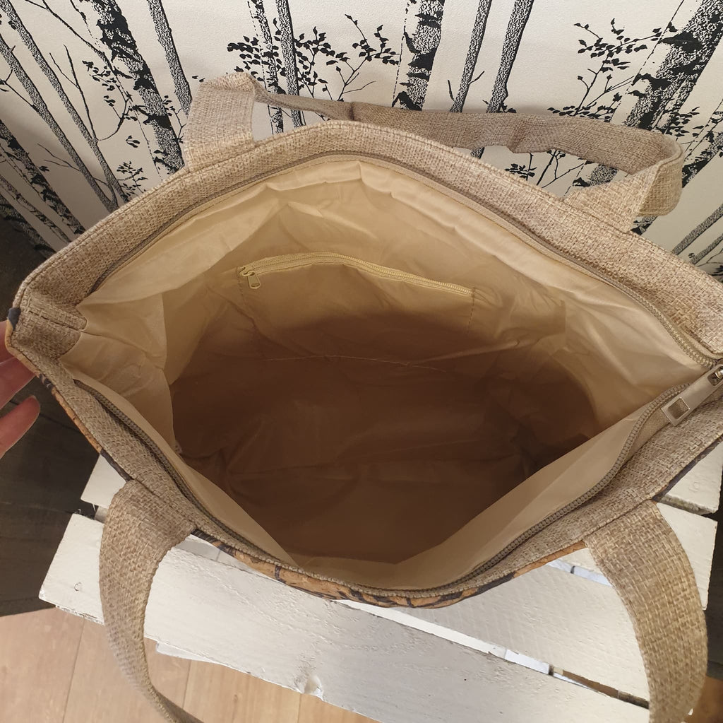 Intérieur doublé du sac cabas Sylvara avec poche zippée