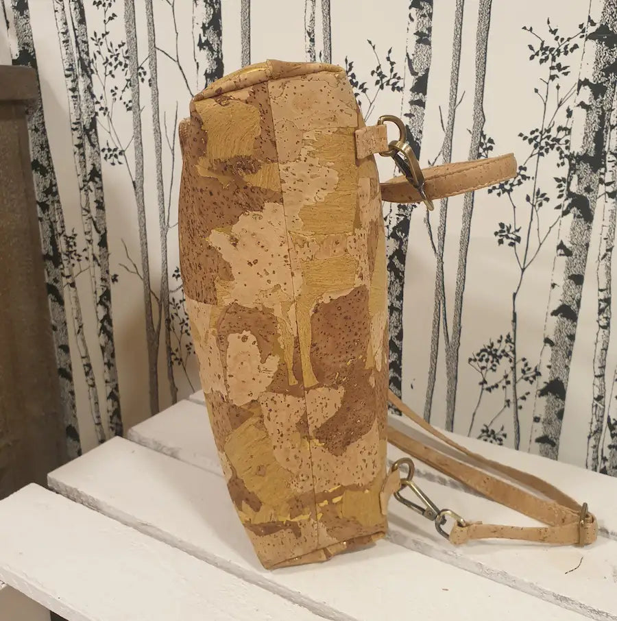 Sac à main léger et résistant en liège vue de dessous