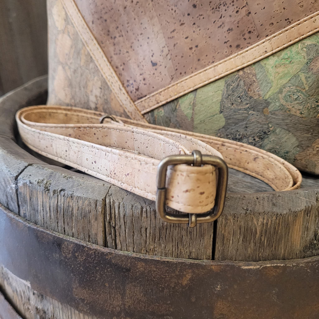 Détail sur bandoulière - sac à  main jade