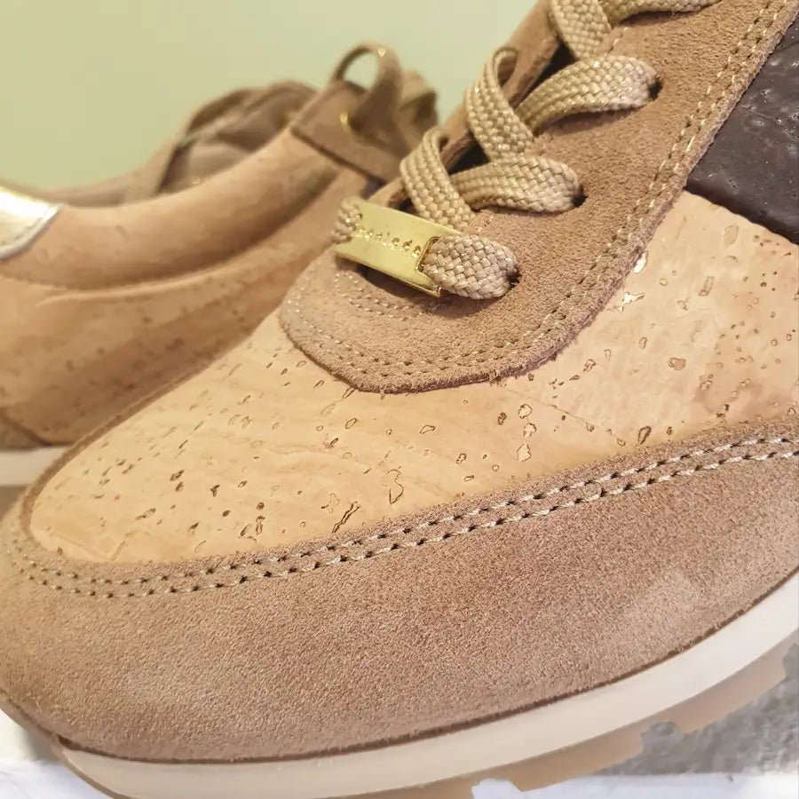 Détail texture basket en liège Amalia