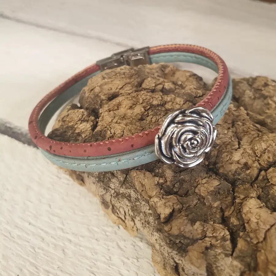 Bracelet artisanal en liège avec fleur – bijou éco-responsable