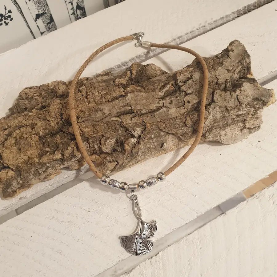 Bijou écoresponsable en liège inspiré de la nature