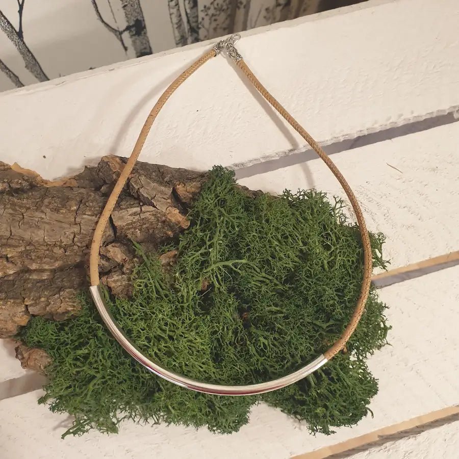 Collier en liège naturel avec jonc en métal