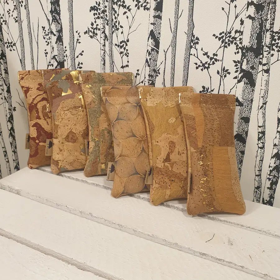 vue d 'ensemble étuis à lunettes en liège