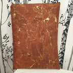 vue arrière pochette à livres en liège