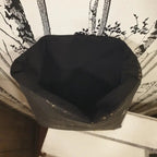 vue interieure pochette à livre en liège noir