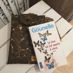 pochette à livre vert dore format poche