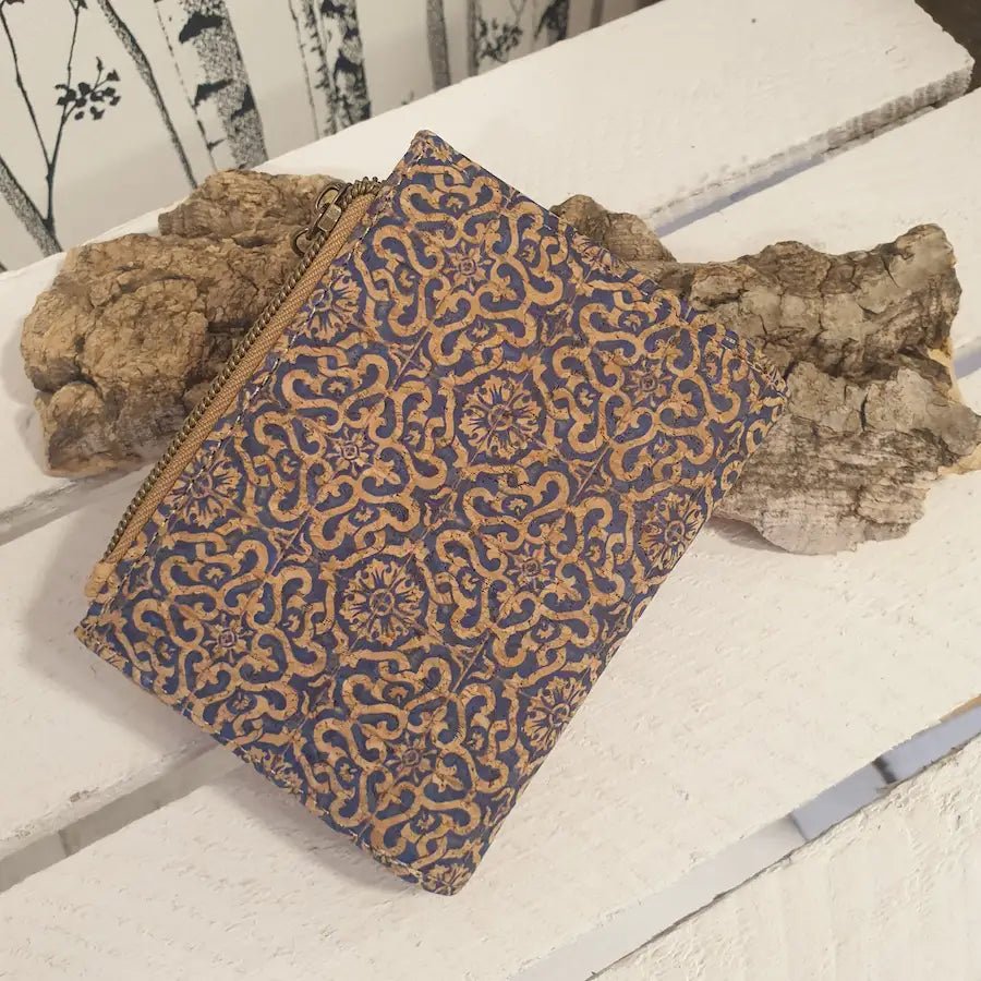 Portefeuille en liège motifs bleus avec compartiment monnaie zippé