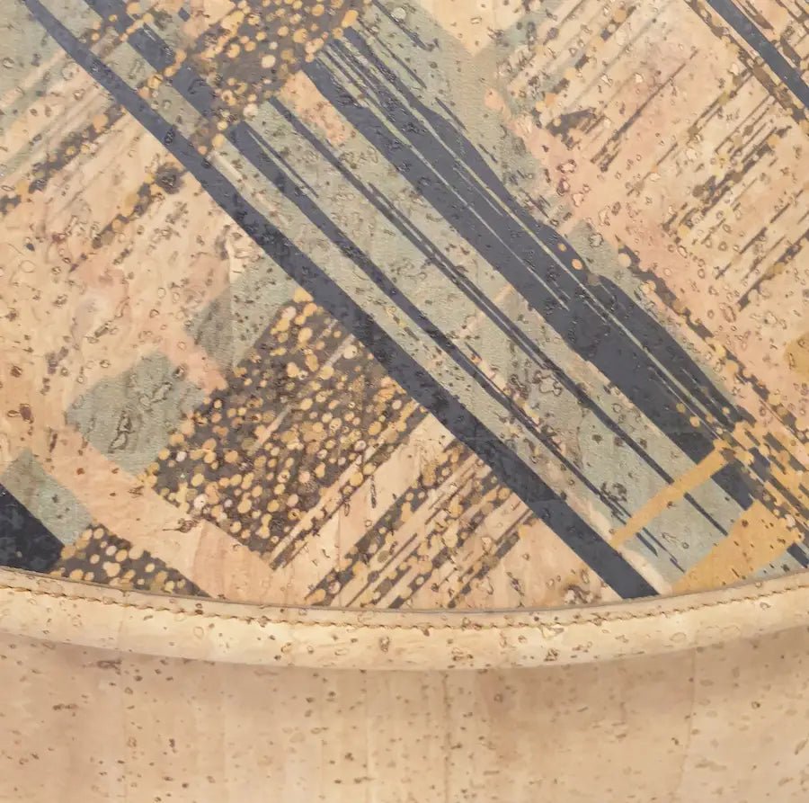 Zoom sur motif sac bandoulière Léo